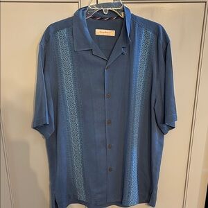 Tommy Bahama 100% silk Men's Blue Short Sleeve button down lg